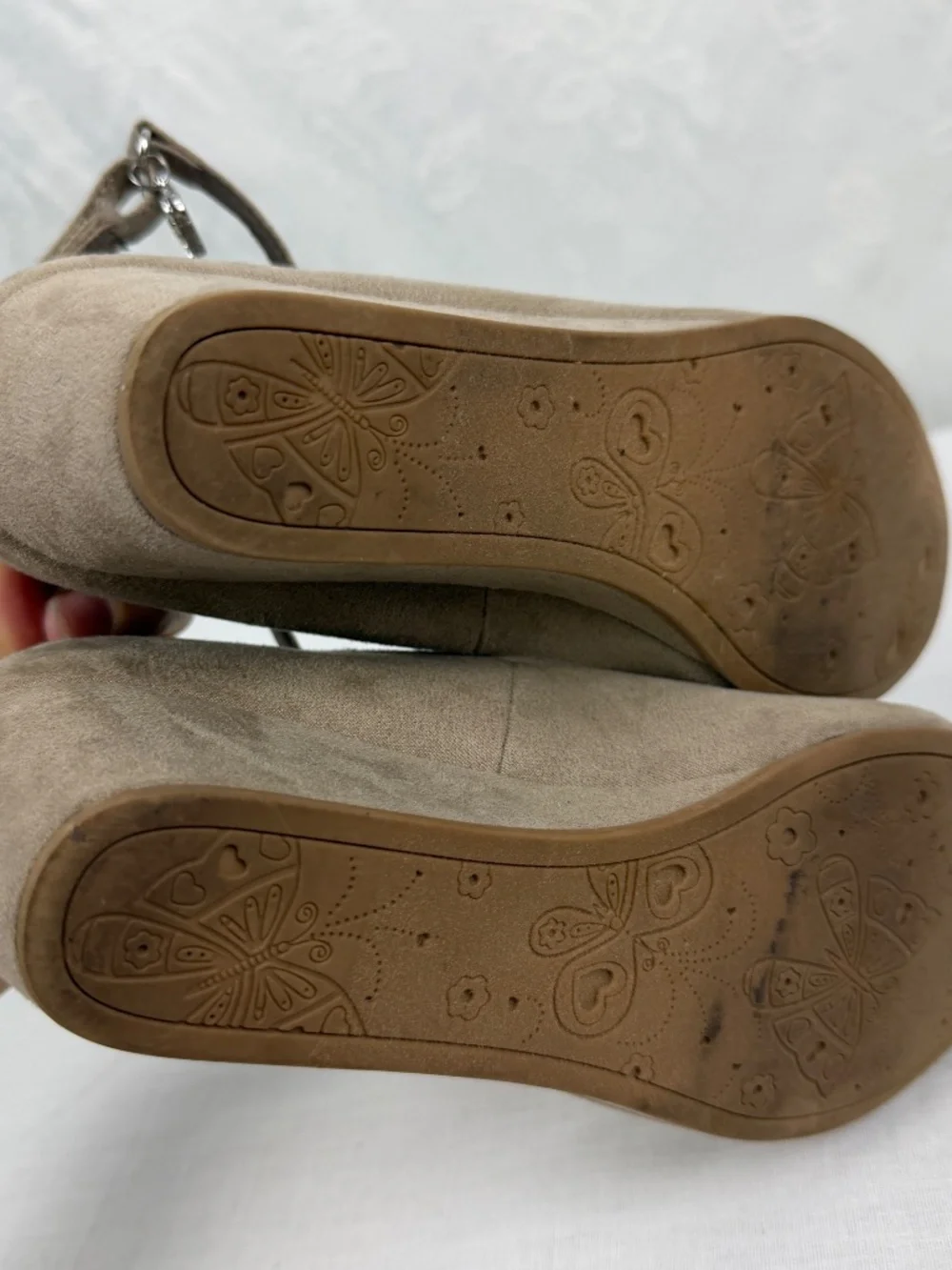 POP Girls Taupe Suede Wedge Mary Jane Shoes Size 4 Big Kid